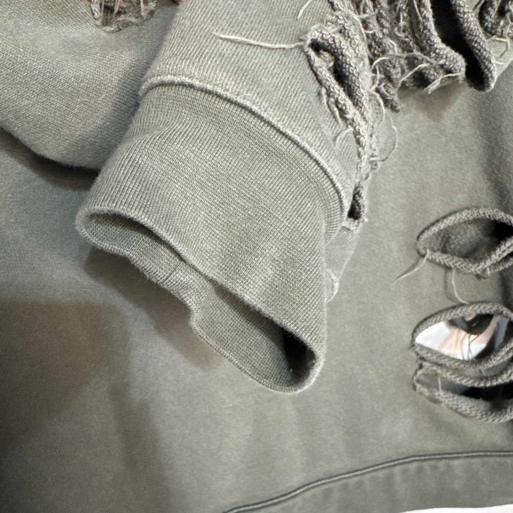 ALO Yoga Fade Distressed Pullover Crewneck‎ Sweatshirt Womens Size M Green #094 - Picture 16 of 16